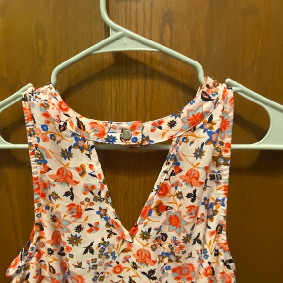 Size Medium Floral Print Romper - Perfect for Summer - Picture 3 of 8